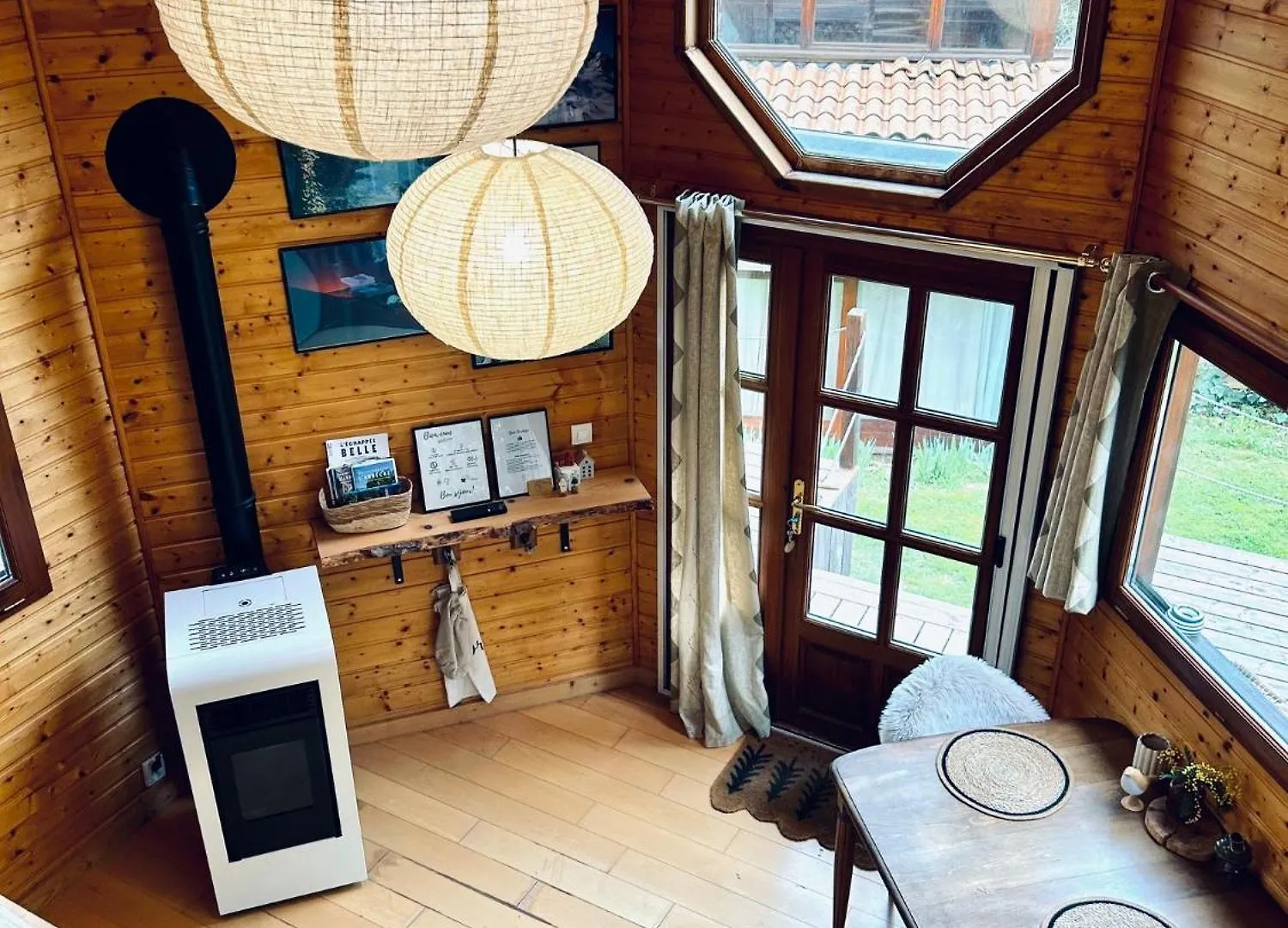 Le Chalet - Les Lodges De Praly Les Ollieres-sur-Eyrieux 0*,  France